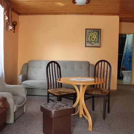 Oda ve Kahvaltı Malwa 3*