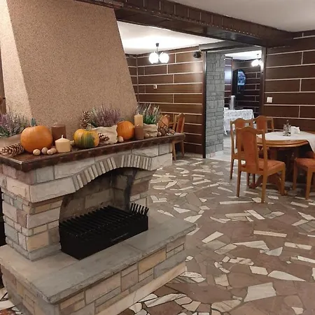 Oda ve Kahvaltı Malwa Brenna